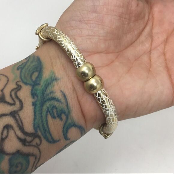 Gold & White Magnetic Charm Bracelet (G1) - Picture 5 of 5
